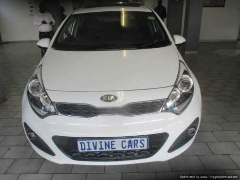 Kia Rio 1.4 Tech fullhouse 2013 Model 5 Doors with leather interior and sunroof Factory AC and CD
