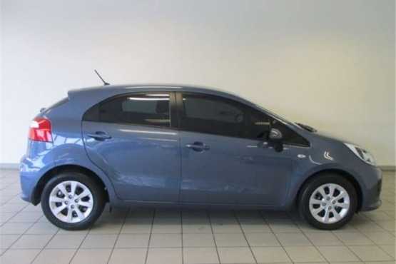 Kia Rio hatch 1.2 2015