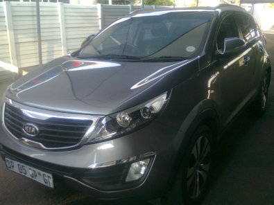 kia sportage awd 2.0 auto