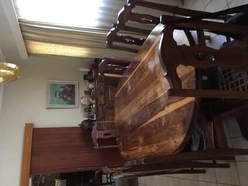 Kiaat dining room set