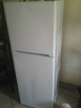 KIC 170L White fridge and a 3 peace black lounge set for sale