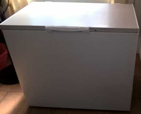 KIC 210 L chest deep freezer