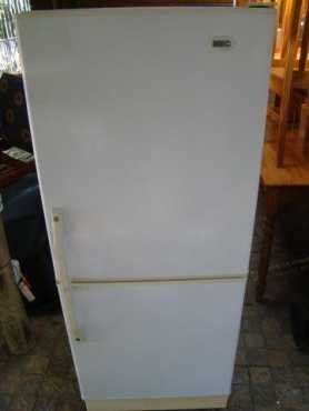 KIC 313L FridgeFreezer