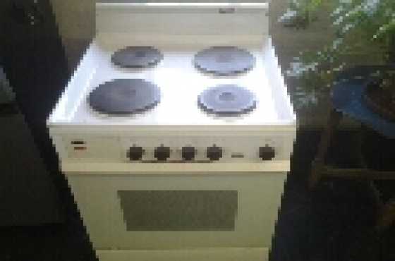 Kic 4 plate stove and oven