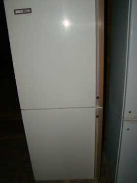 KIC 400L Upright Freezer