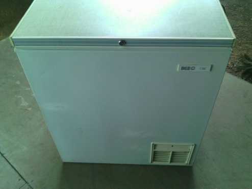 kic deep freezer master 210 litres