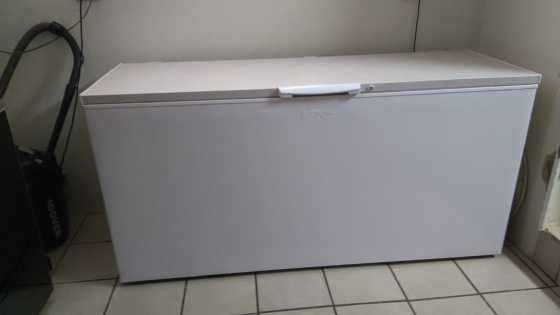 KIC KCG5701 560L chest freezer