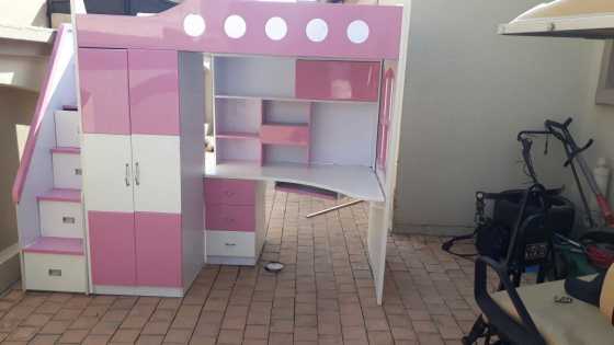 Kiddies bedroom furniture