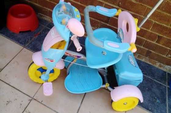 Kiddies push car and trike