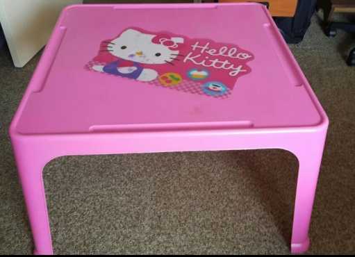 Kiddies Table Pink