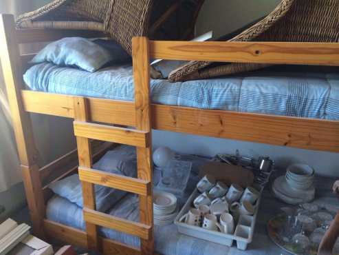 Kids Bunkbed with mattress