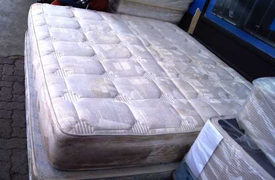 King Size Bed S017428A