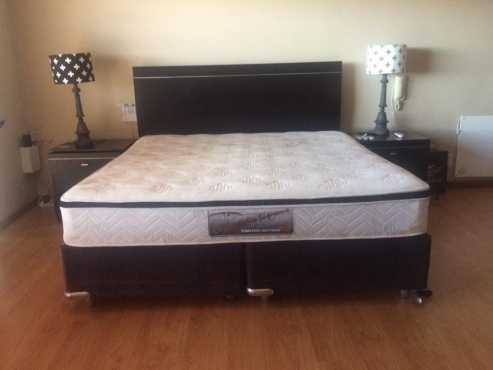 King size bedroom set for sale