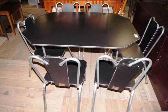 Kitchen Table with Chairs S019685A Rosettenvillepawnshop