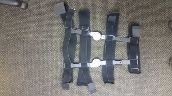 Knee brace