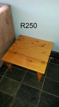 KOFFIE TAFEL TE KOOP