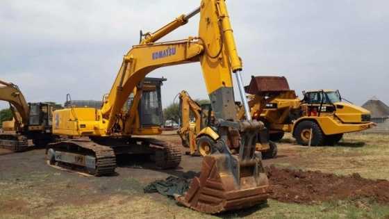 Komatsu PC 300-6 Excavator