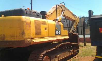 Komatsu PC300 Excavator for sale