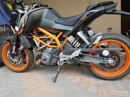 KTM 390 Duke