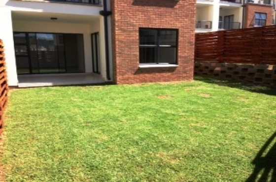 Kyalami Hills 3 bed, 2 bath, ground floor,private garden, gym, pet friendly