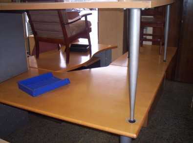 L shape Desk