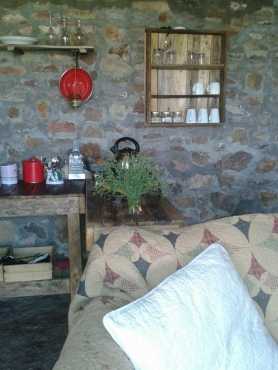 L039Abondant Vinge stone holiday cottage.