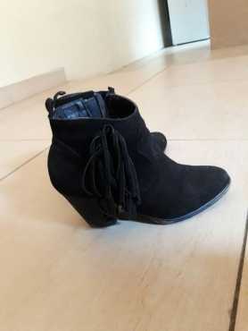 Ladies ankle boot