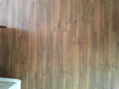 Laminated flooring for sale