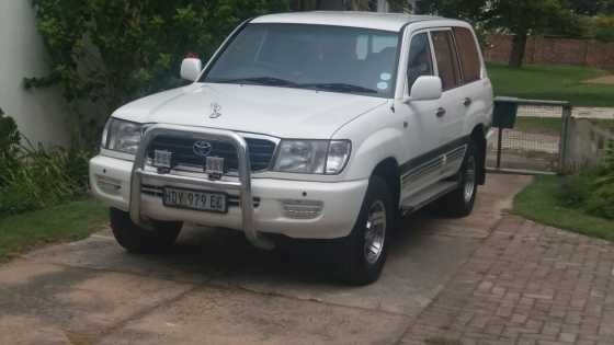 LAND CRUIZER FOR SALE