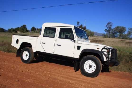 Land Rover Defender 130 TD5 Double Cab