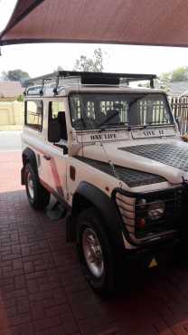 Land Rover Defender 90 300 TDI