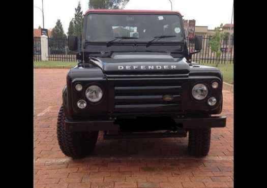 Land Rover Defender Africa Edition 110LWB