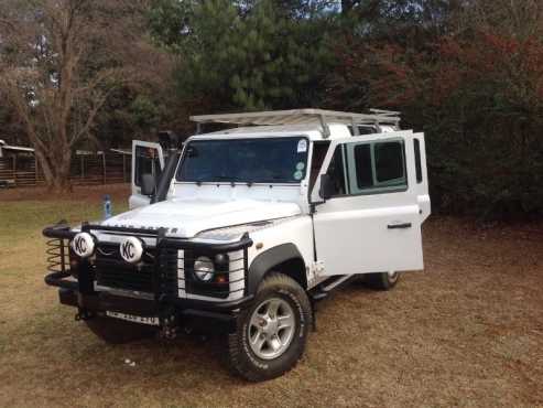 Land Rover Defender puma 110
