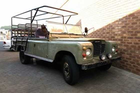 Land Rover Defender Series 2 Game-viewer