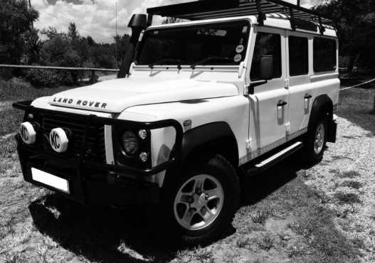 Land Rover Defender Station Wagon Puma 2.4L