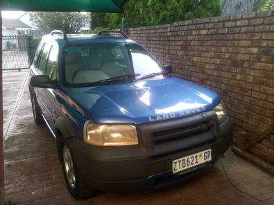 Land Rover freelander with a lexis 4L V8