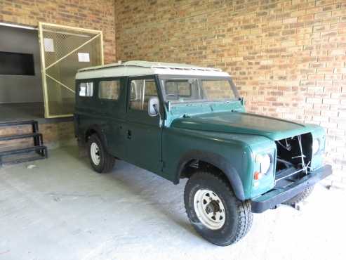 Land Rover LWB Bakkie