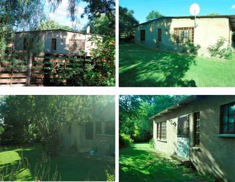 Large 2 bedroom cottage in country setting