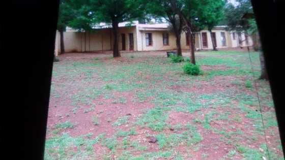 Large 4 Bedroom House on Plot Meyerton area