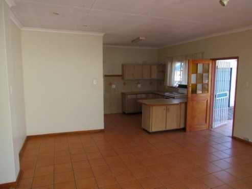 Large Country cottage based in Henley on Klip, (South of Alberton, close to Meyerton).