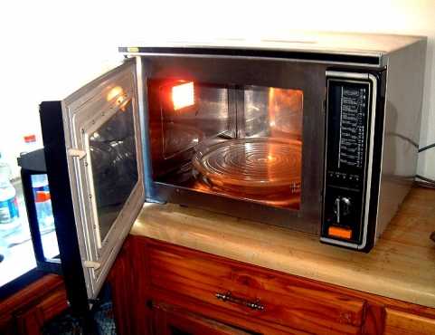 Large Defy microwave oven