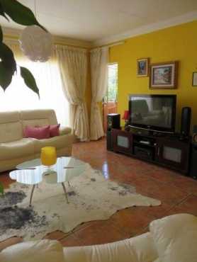 Large Neat 3 Bedroom 2 Bathroom Townhouse for Rent