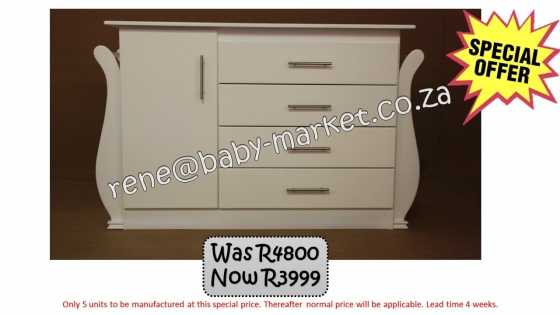 Large Sleigh Compactum White