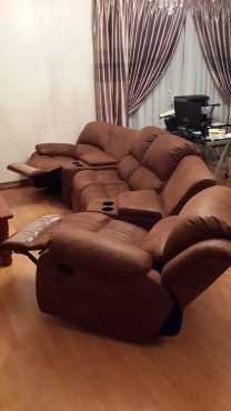 Leather Lounge Suite