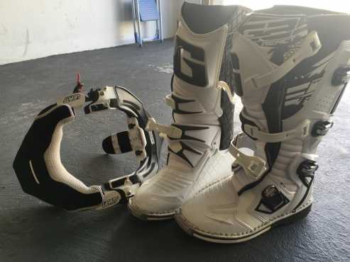 Leatt neck brace, Gaerne boots size 9