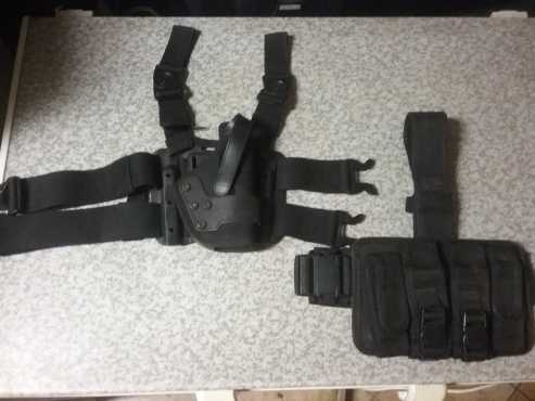 leg holster and 4 mag leg holster