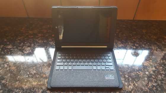 Lenovo Yoga 10quot 3G Tablet