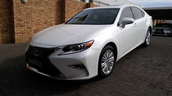 LEXUS ES 250EX New spec 2016, low mileage