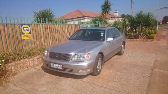 Lexus LS 400 For Sale