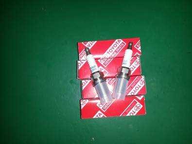 Lexus V8 OEM Iridium Spark Plugs